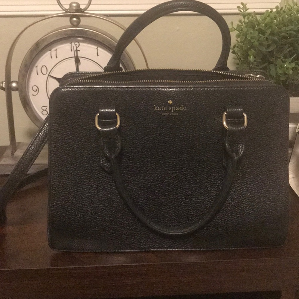 Black Kate Spade purse